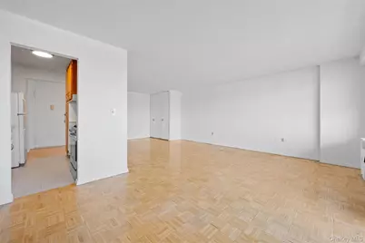 1841 Central Park Avenue #18P, Yonkers, NY 10710 - Photo 7