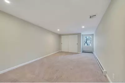 39 Sycamore Avenue, Farmingville, NY 11738 - Photo 7