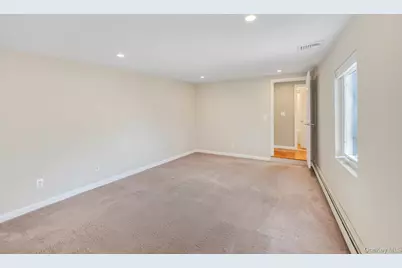 39 Sycamore Avenue, Farmingville, NY 11738 - Photo 9