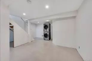 39 Sycamore Ave, Farmingville, NY 11738 - Photo 15