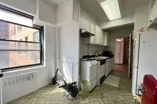 99-60 63rd Rd, Rego Park, NY 11374 - Photo 9