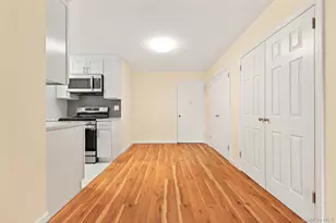 70-25 Yellowstone Blvd, Forest Hills, NY 11375 - Photo 13