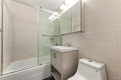 70-25 Yellowstone Boulevard #3U, Forest Hills, NY 11375 - Photo 15