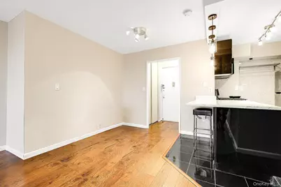 70-25 Yellowstone Boulevard #14O, Forest Hills, NY 11375 - Photo 3