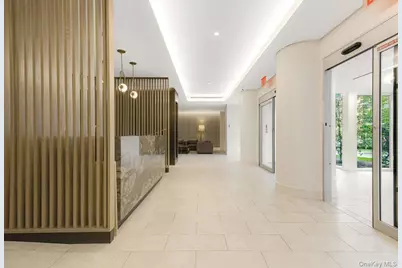 70-25 Yellowstone Boulevard #14O, Forest Hills, NY 11375 - Photo 23