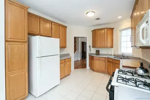 10 Louden Loop, Mount Sinai, NY 11766 - Photo 15