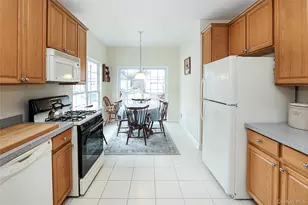 10 Louden Loop, Mount Sinai, NY 11766 - Photo 13