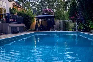 34 Reyam Rd, Lynbrook, NY 11563 - Photo 33