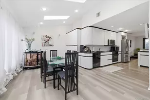 34 Reyam Rd, Lynbrook, NY 11563 - Photo 13