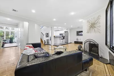 34 Reyam Road, Lynbrook, NY 11563 - Photo 5