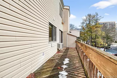 22 Hillside Terrace #D, White Plains, NY 10601 - Photo 15
