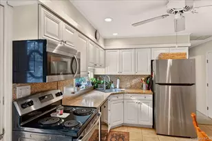 52 Central Ave, Patchogue, NY 11772 - Photo 7