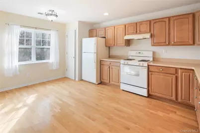 121 Northview Court, Peekskill, NY 10566 - Photo 9