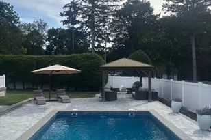 19 Alyssum Ave, Huntington, NY 11743 - Photo 5