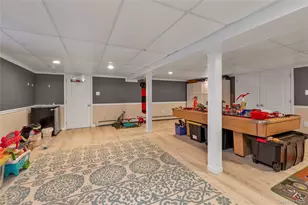 19 Alyssum Ave, Huntington, NY 11743 - Photo 25