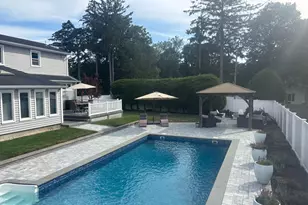 19 Alyssum Ave, Huntington, NY 11743 - Photo 3