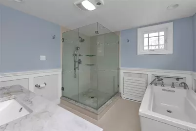 19 Alyssum Avenue, Huntington, NY 11743 - Photo 19