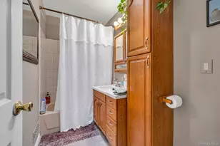 1019 Vincent Ave, Bronx, NY 10465 - Photo 27