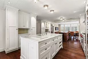 25 Stratford Rd, Harrison, NY 10528 - Photo 19