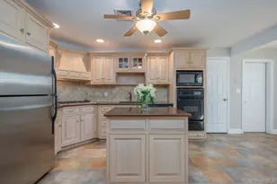 4 Dutch Ct, West Nyack, NY 10994 - Photo 17