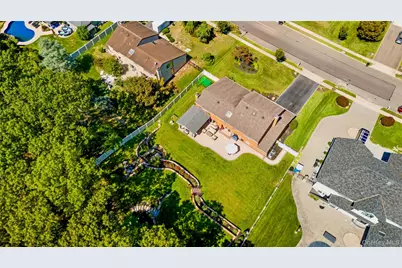 53 Timber Ridge Drive, Commack, NY 11725 - Photo 3