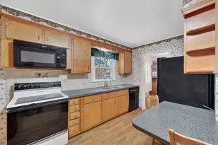 46 Stephanie Ln, Poughkeepsie, NY 12603 - Photo 13