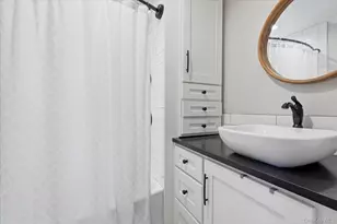 245 Norma Ave, West Islip, NY 11795 - Photo 11