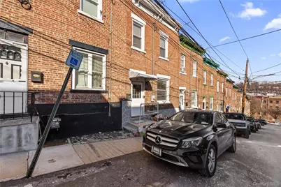 37 Moquette Row S, Yonkers, NY 10703 - Photo 5