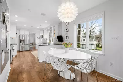 584 Forest Avenue, New Rochelle, NY 10804 - Photo 13