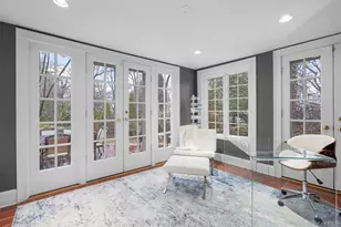 584 Forest Ave, New Rochelle, NY 10804 - Photo 21