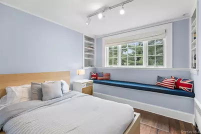 584 Forest Avenue, New Rochelle, NY 10804 - Photo 27