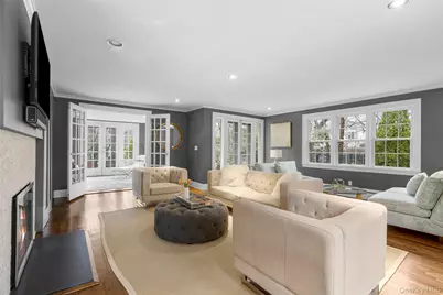 584 Forest Avenue, New Rochelle, NY 10804 - Photo 7