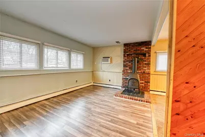 386 Southport Street, Ronkonkoma, NY 11779 - Photo 13