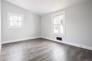 78 Samuel St, Ronkonkoma, NY 11779 - Photo 9