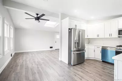 78 Samuel Street, Ronkonkoma, NY 11779 - Photo 3