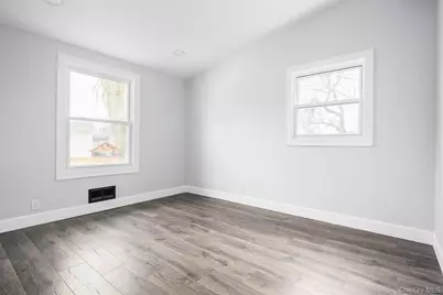 78 Samuel Street, Ronkonkoma, NY 11779 - Photo 13