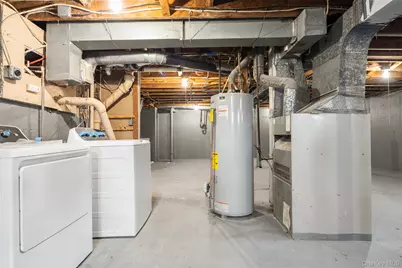 78 Samuel Street, Ronkonkoma, NY 11779 - Photo 15