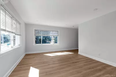 71 Haven Avenue #Upper, Port Washington, NY 11050 - Photo 3