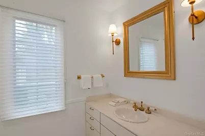 24 North Way, Chappaqua, NY 10514 - Photo 11