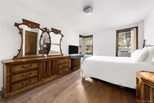 88-10 34th Ave, Jackson Heights, NY 11372 - Photo 5