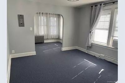 612 College Place #2nd Floor, College Point, NY 11356 - Photo 5