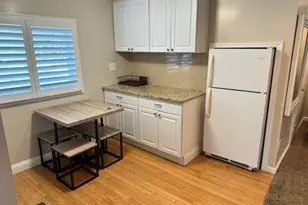 12 Bunnell Pl, West Babylon, NY 11704 - Photo 3