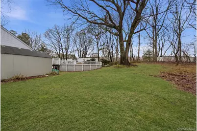 8 Lucy Court, Patchogue, NY 11772 - Photo 31