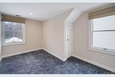 10 Terry Place, Center Moriches, NY 11934 - Photo 29