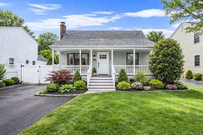 10 Terry Place, Center Moriches, NY 11934 - Photo 1