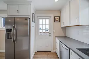 10 Terry Pl, Center Moriches, NY 11934 - Photo 17