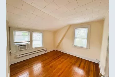 42 Hamilton Road #Left, Merrick, NY 11566 - Photo 19