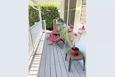 42 Hamilton Road #Left, Merrick, NY 11566 - Photo 3