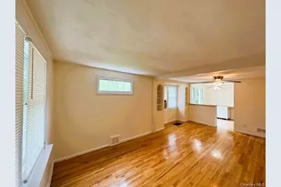 42 Hamilton Road #Left, Merrick, NY 11566 - Photo 21