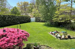 42 Hamilton Rd, Merrick, NY 11566 - Photo 5